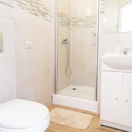 Krysia - Tuz Przy Plazy