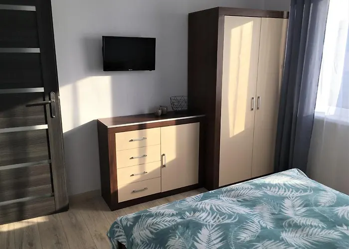 Krysia - Tuz Przy Plazy ホームステイ ミエルノ