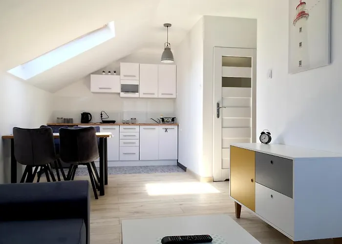 Krysia - Tuz Przy Plazy 梅尔诺