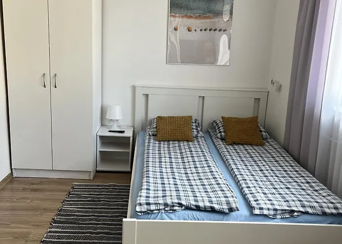 Krysia - Tuz Przy Plazy * ミエルノ